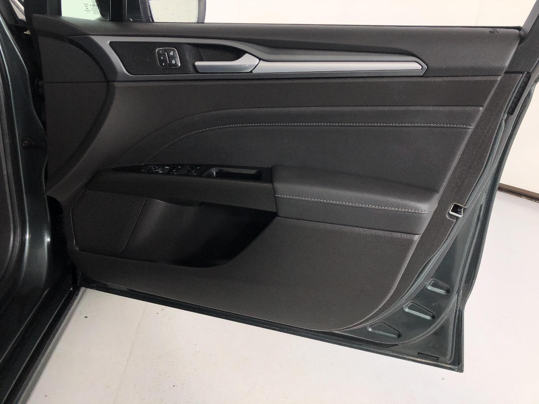 Photo '15' of Ford Mondeo