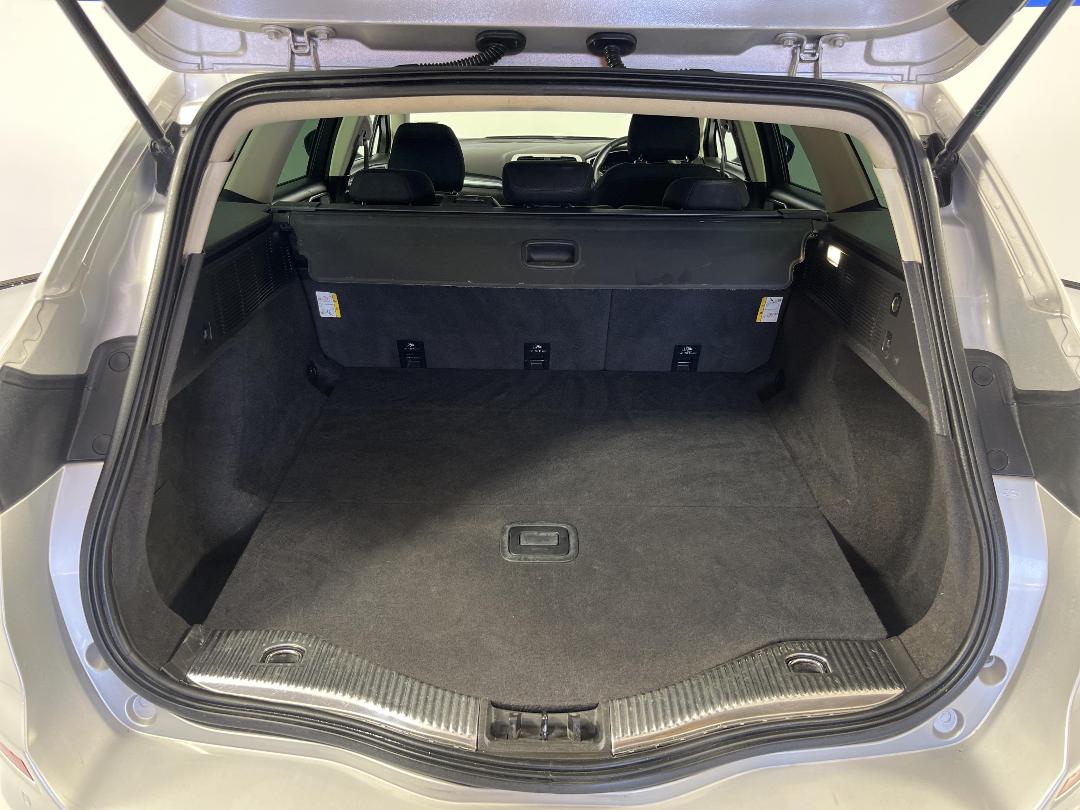 Photo '14' of Ford Mondeo