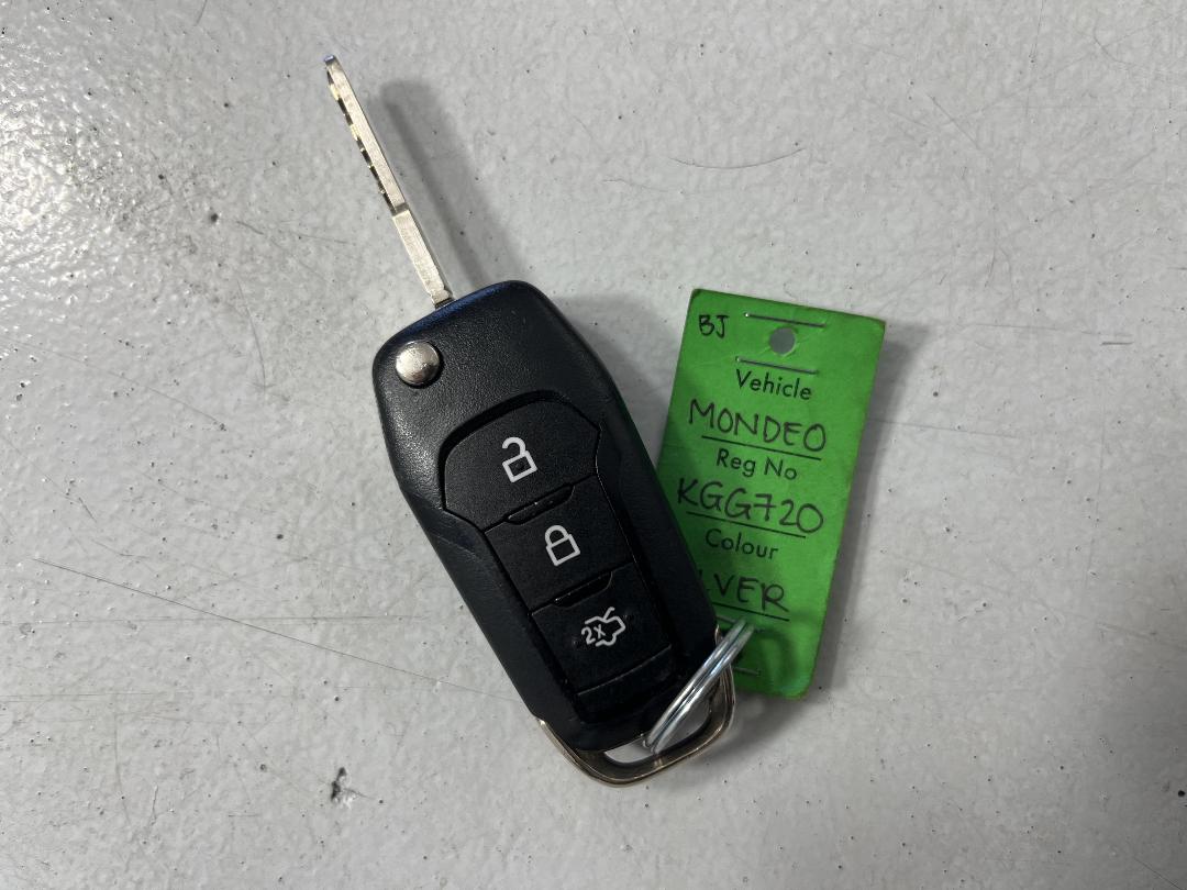 Photo '22' of Ford Mondeo