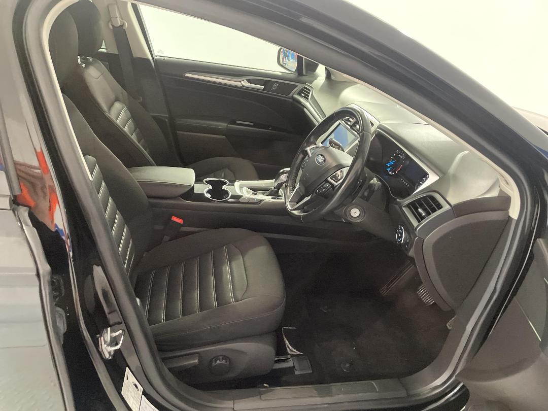 Photo '16' of Ford Mondeo