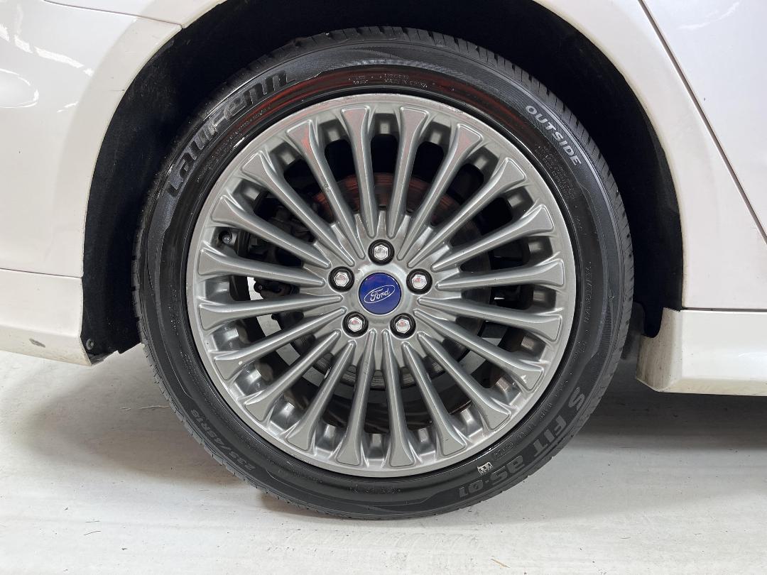 Photo '12' of Ford Mondeo