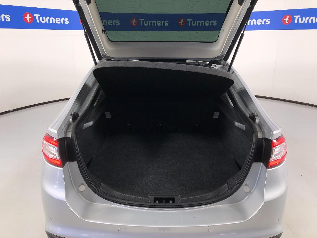 Photo '14' of Ford Mondeo Photo '14' of Ford Mondeo