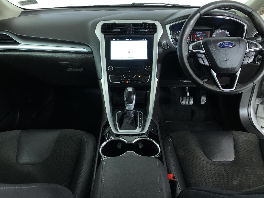 Photo '17' of Ford Mondeo Photo '17' of Ford Mondeo