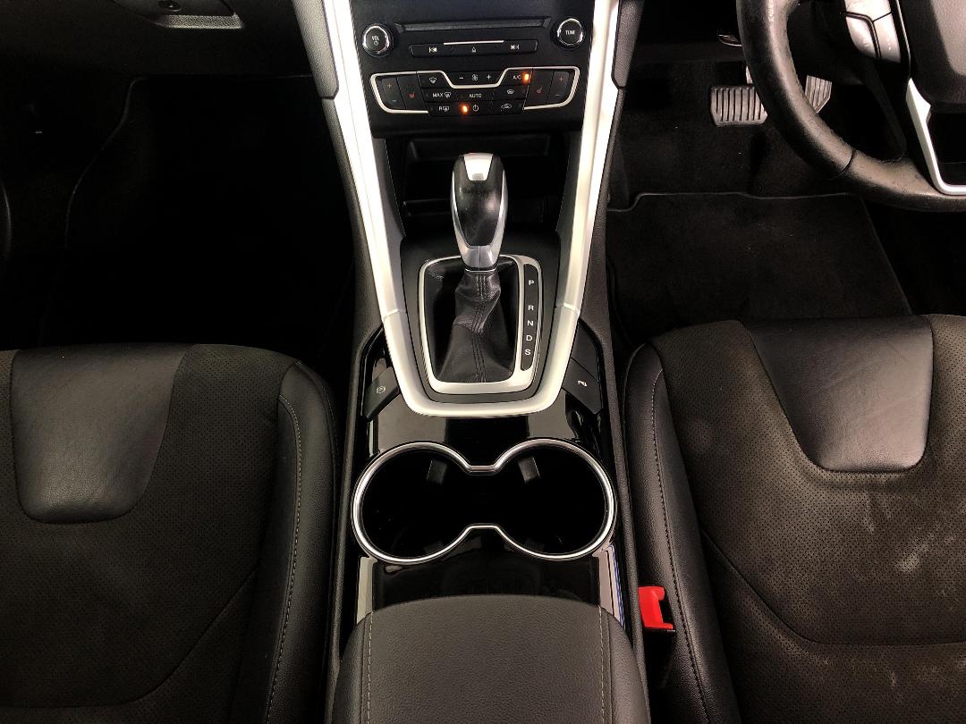 Photo '18' of Ford Mondeo Photo '18' of Ford Mondeo