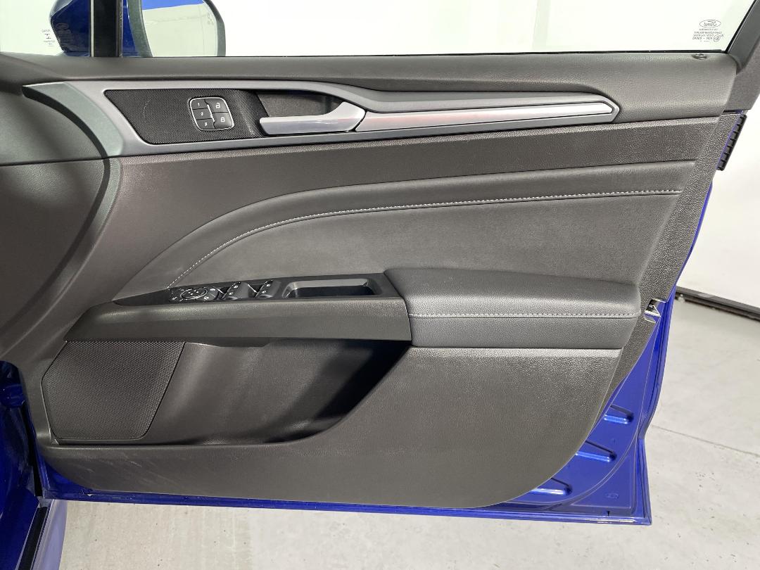 Photo '15' of Ford Mondeo Photo '15' of Ford Mondeo