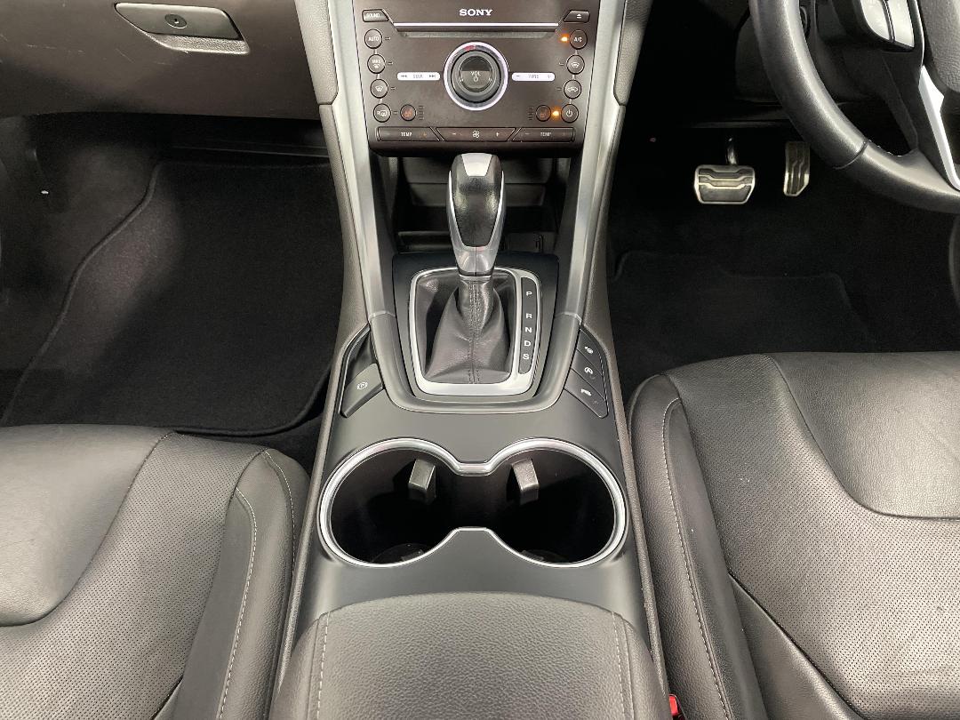 Photo '18' of Ford Mondeo Photo '18' of Ford Mondeo