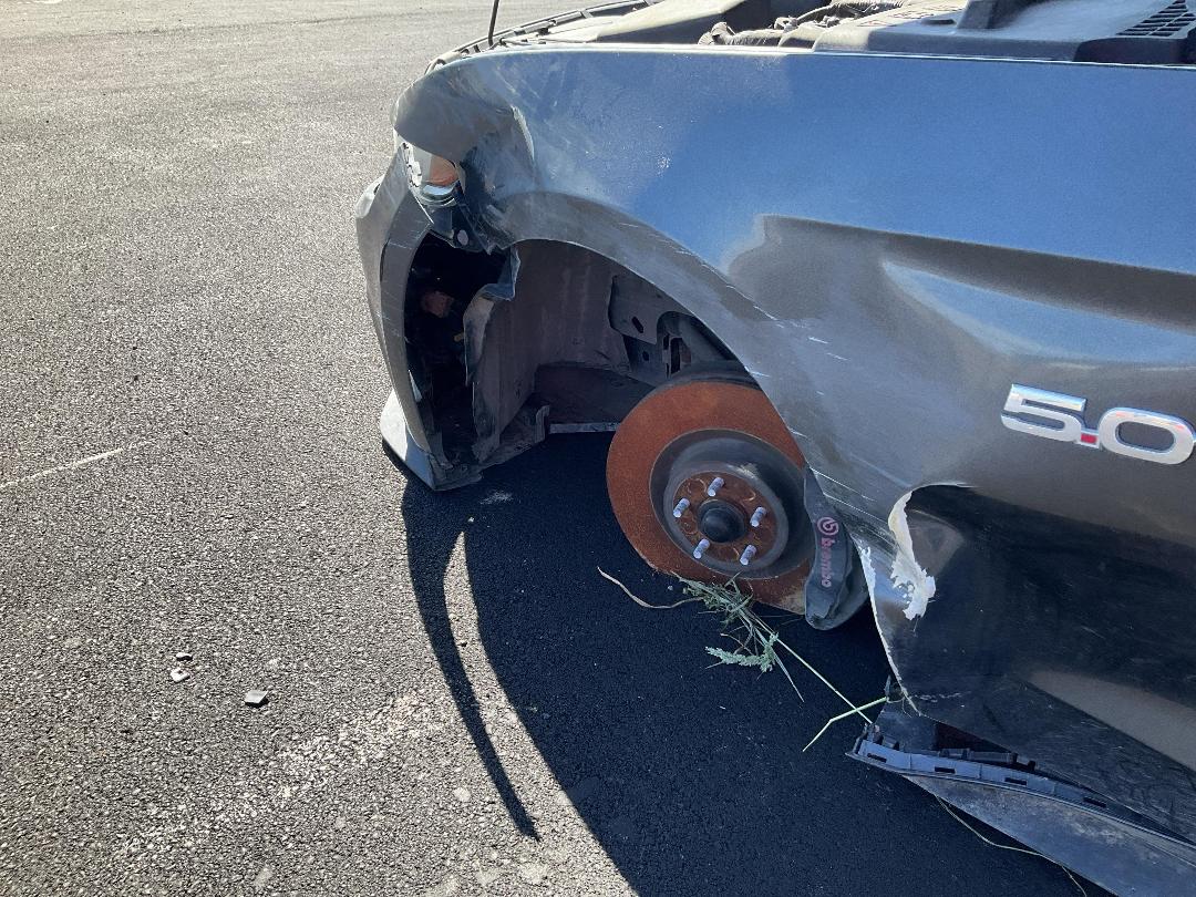 Photo '9' of Ford Mustang 5.0L Fastback AT Photo '9' of Ford Mustang 5.0L Fastback AT