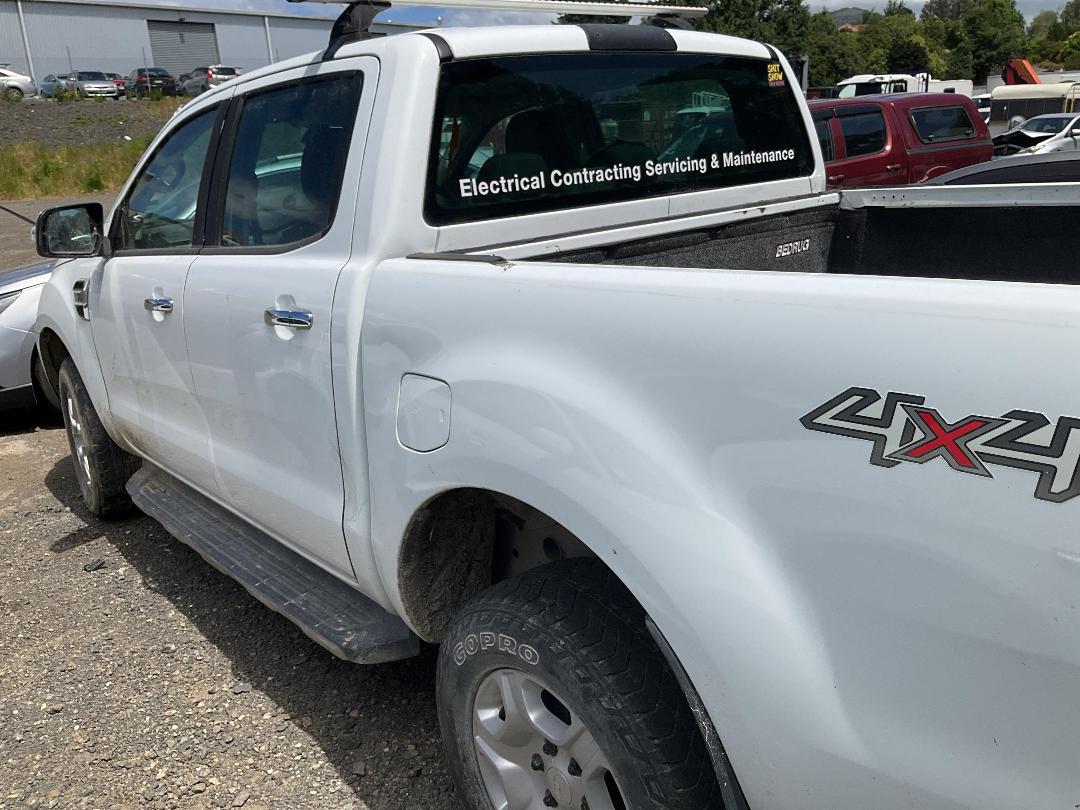 Photo '4' of Ford Ranger XLT Double CAB W/SA Photo '4' of Ford Ranger XLT Double CAB W/SA