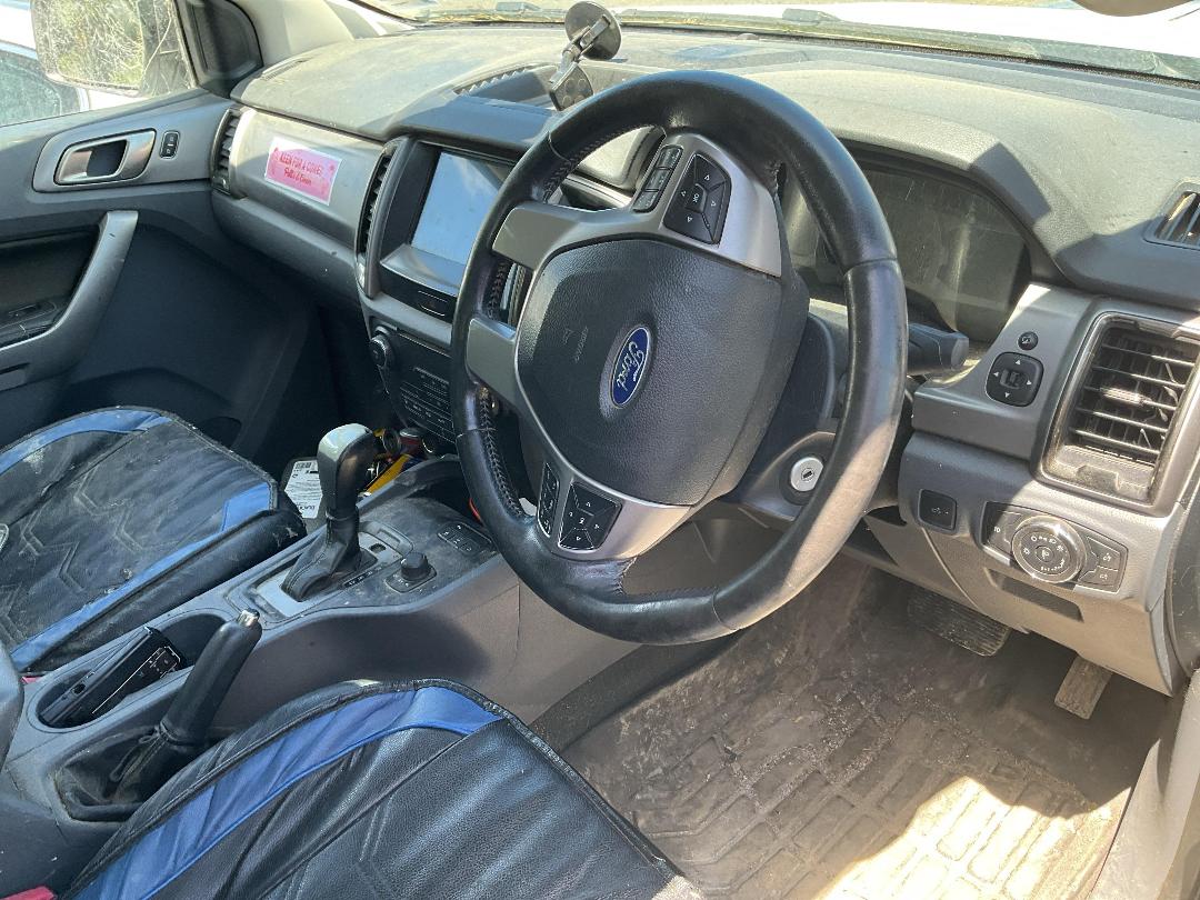 Photo '9' of Ford Ranger XLT Double CAB W/SA Photo '9' of Ford Ranger XLT Double CAB W/SA