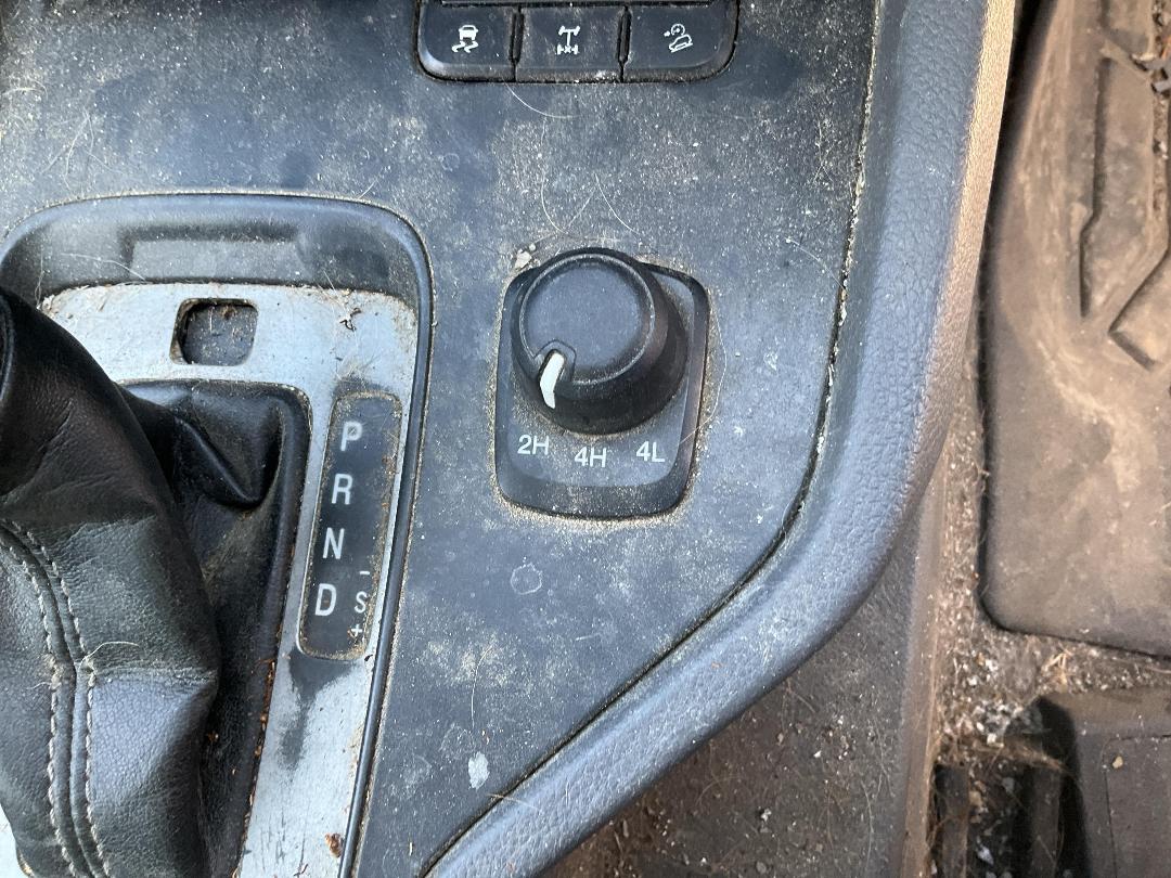 Photo '12' of Ford Ranger XLT Double CAB W/SA Photo '12' of Ford Ranger XLT Double CAB W/SA