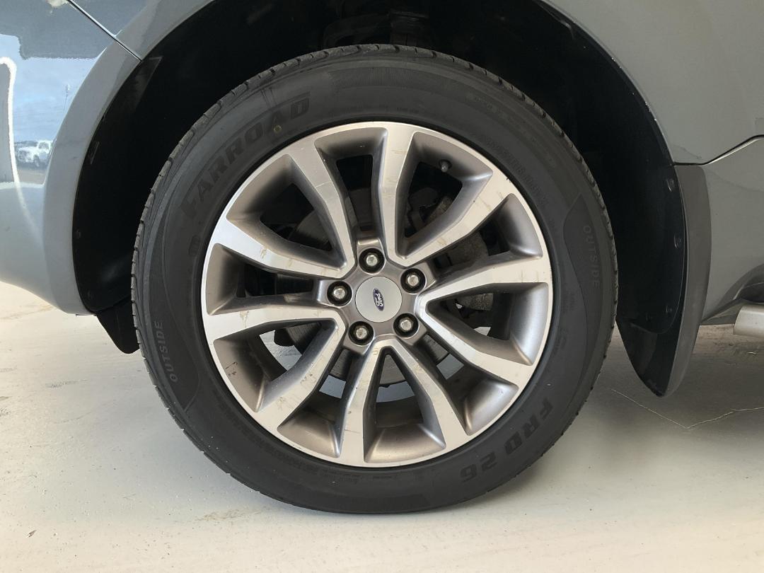 Photo '10' of Ford Territory