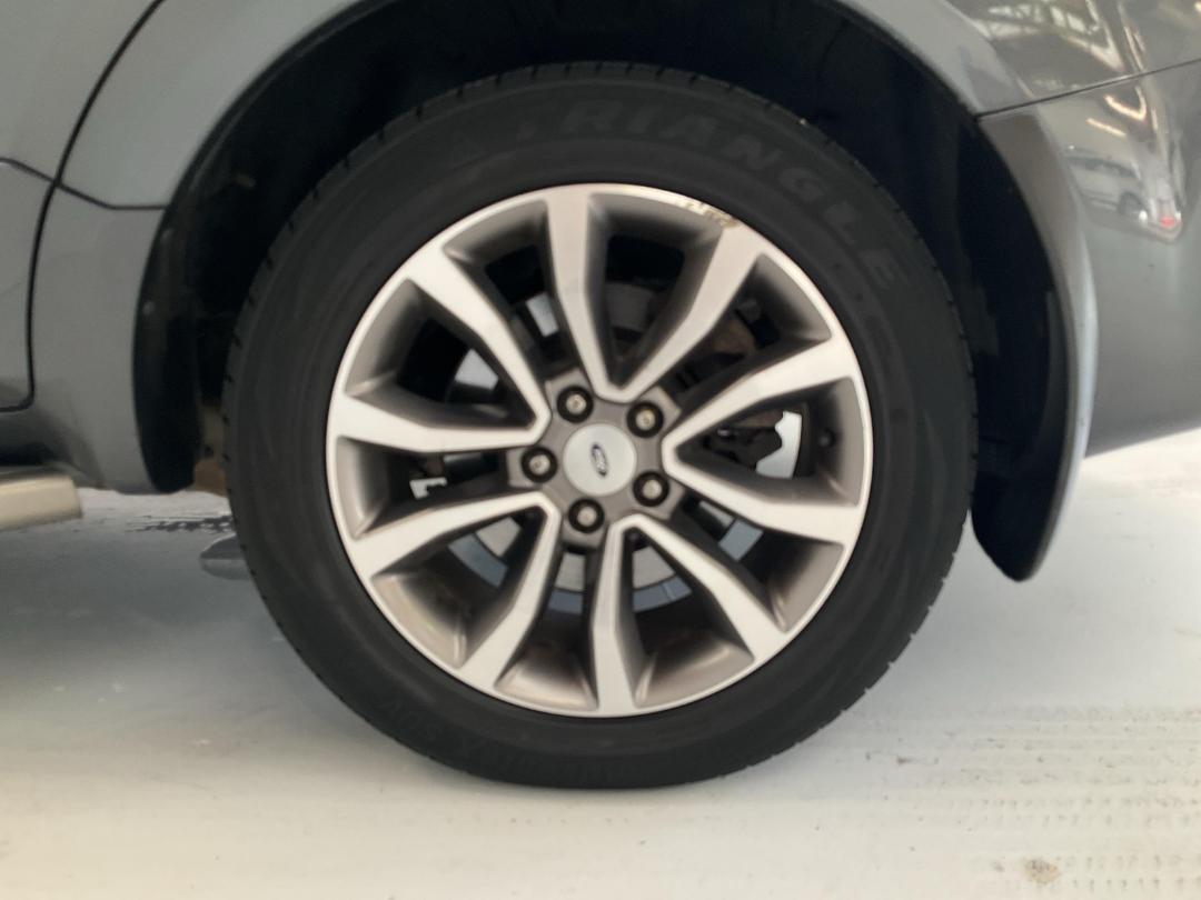 Photo '11' of Ford Territory