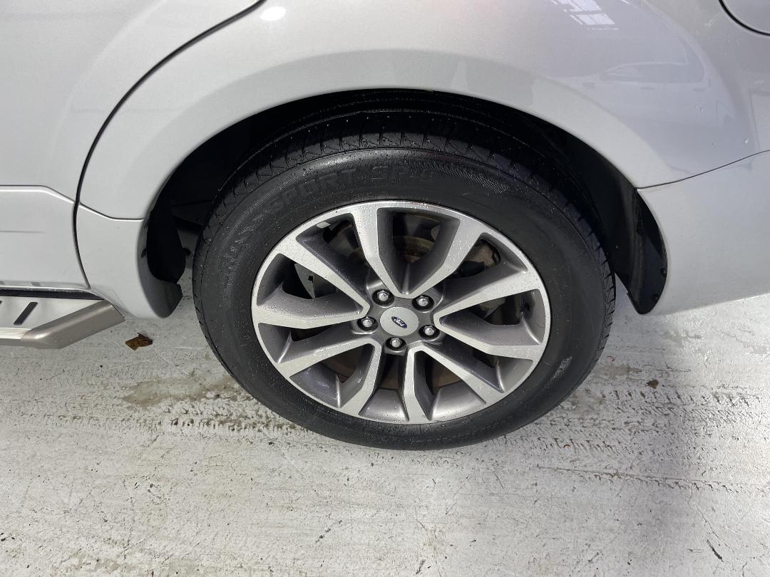 Photo '11' of Ford Territory