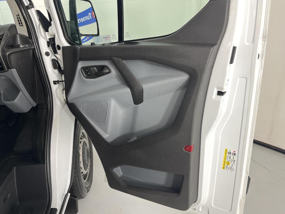 Photo '15' of Ford Transit