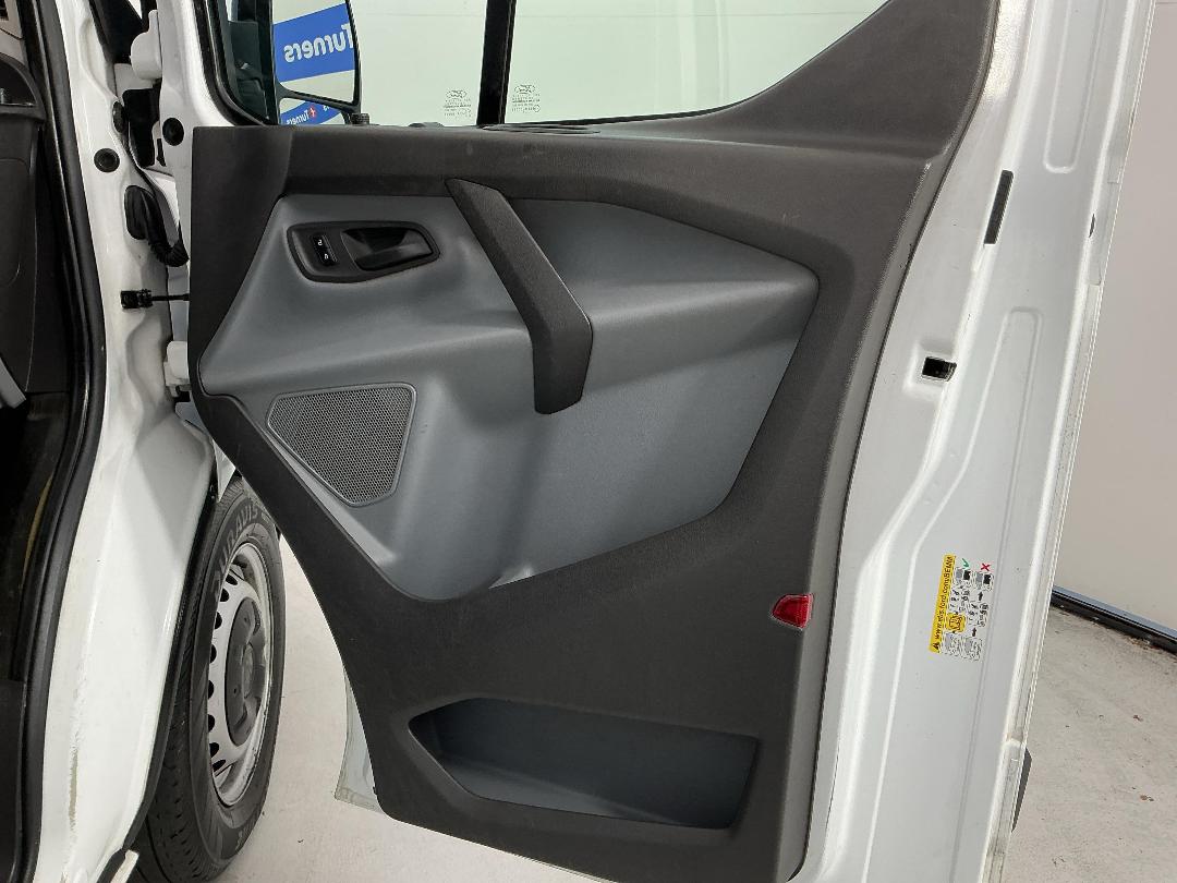 Photo '15' of Ford Transit Photo '15' of Ford Transit