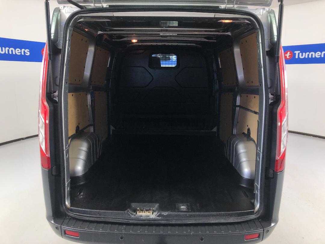 Photo '14' of Ford Transit