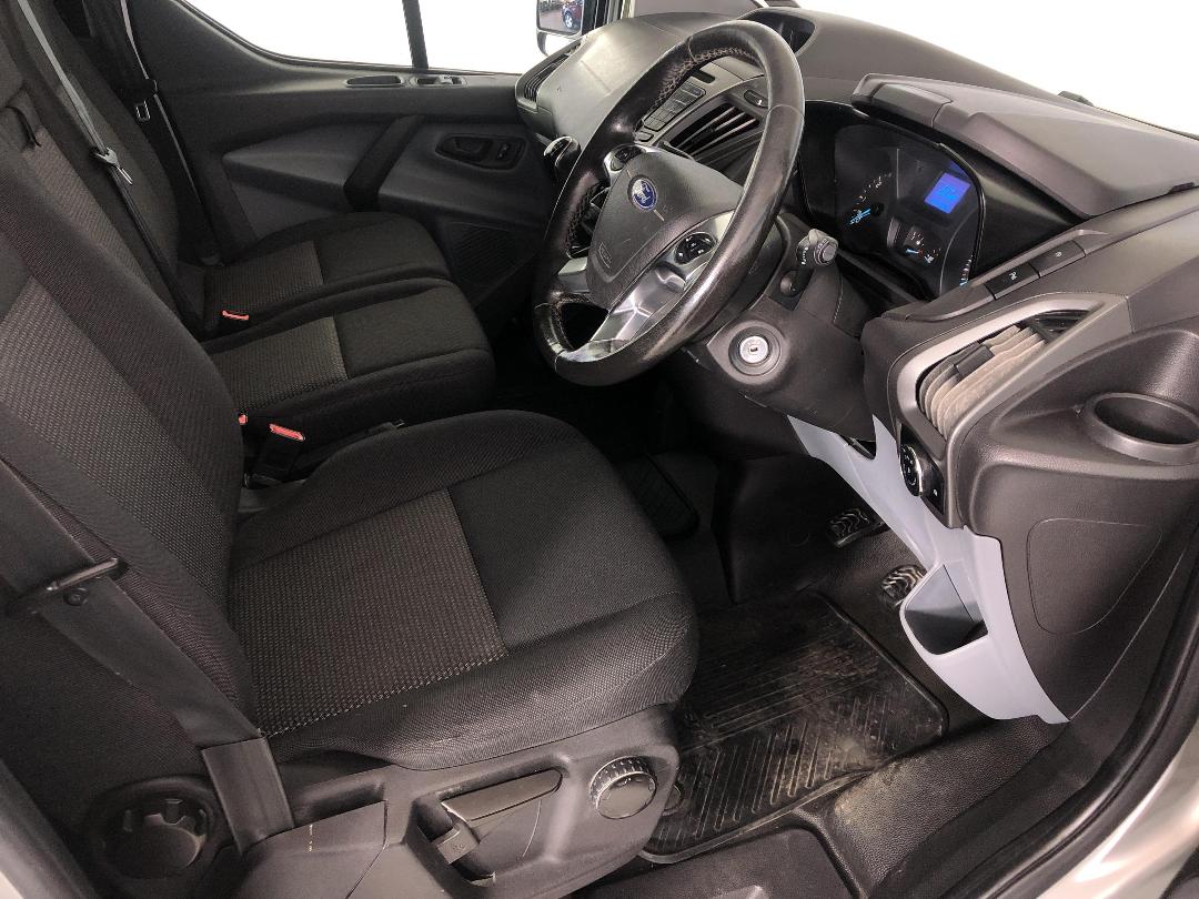 Photo '16' of Ford Transit