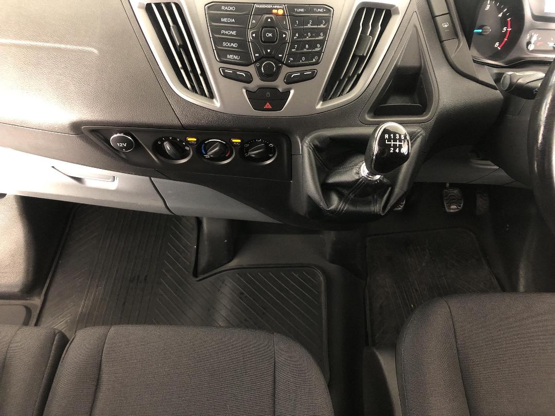 Photo '18' of Ford Transit