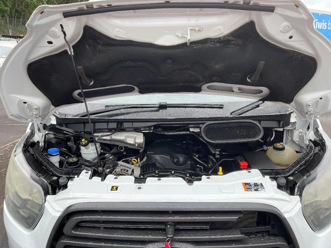 Photo '13' of Ford Transit