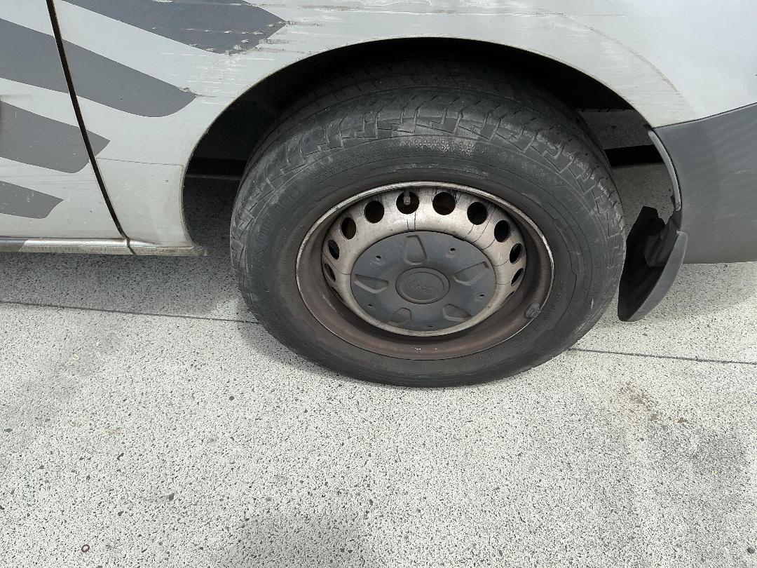 Photo '14' of Ford Transit Custom SWB LOW Roof