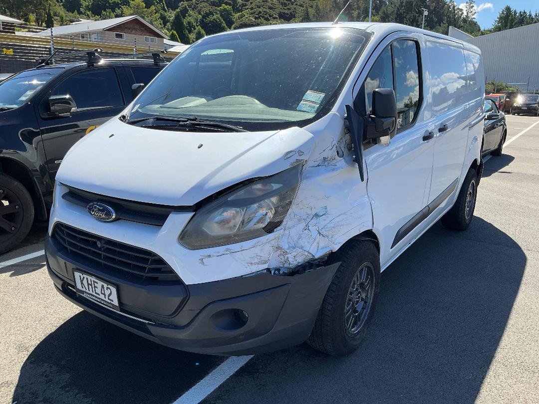 Photo '4' of Ford Transit SWB LOW Roof Photo '4' of Ford Transit SWB LOW Roof