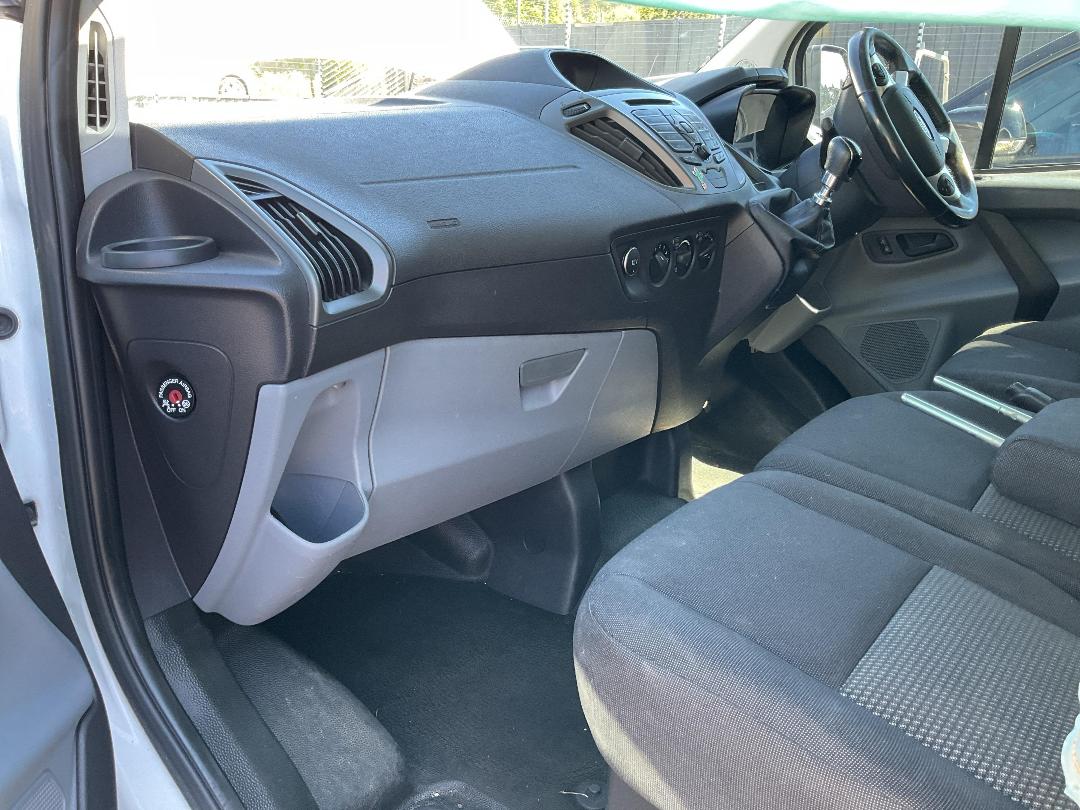 Photo '16' of Ford Transit SWB LOW Roof Photo '16' of Ford Transit SWB LOW Roof