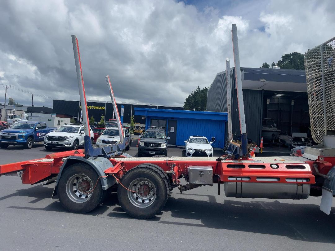 Photo '11' of FREIGHTLINER FRL ARGOSY 8X4 Logger