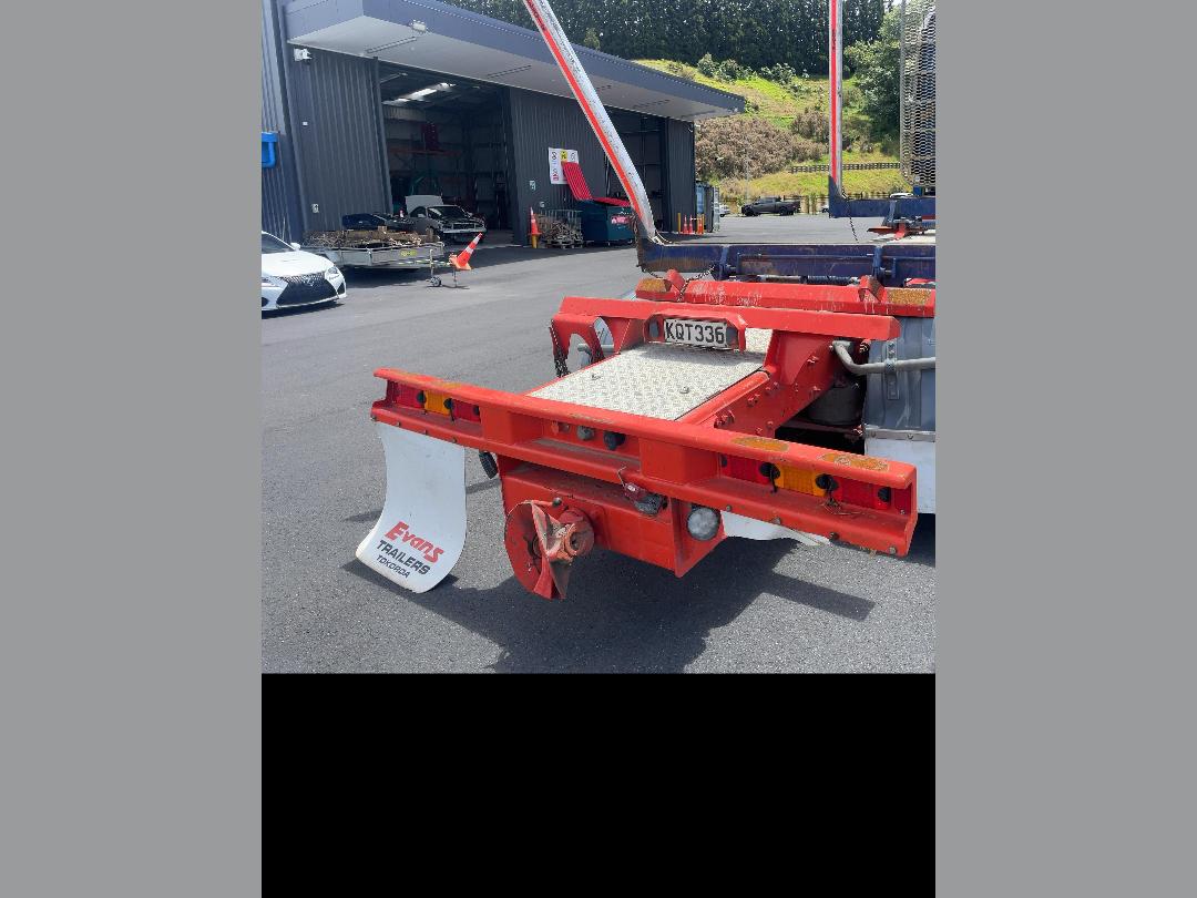 Photo '13' of FREIGHTLINER FRL ARGOSY 8X4 Logger