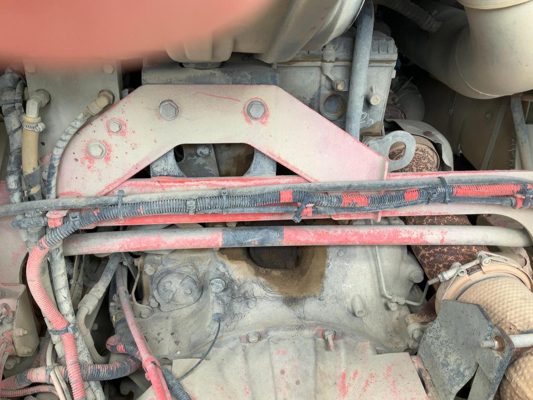 Photo '34' of FREIGHTLINER FRL ARGOSY 8X4 Logger