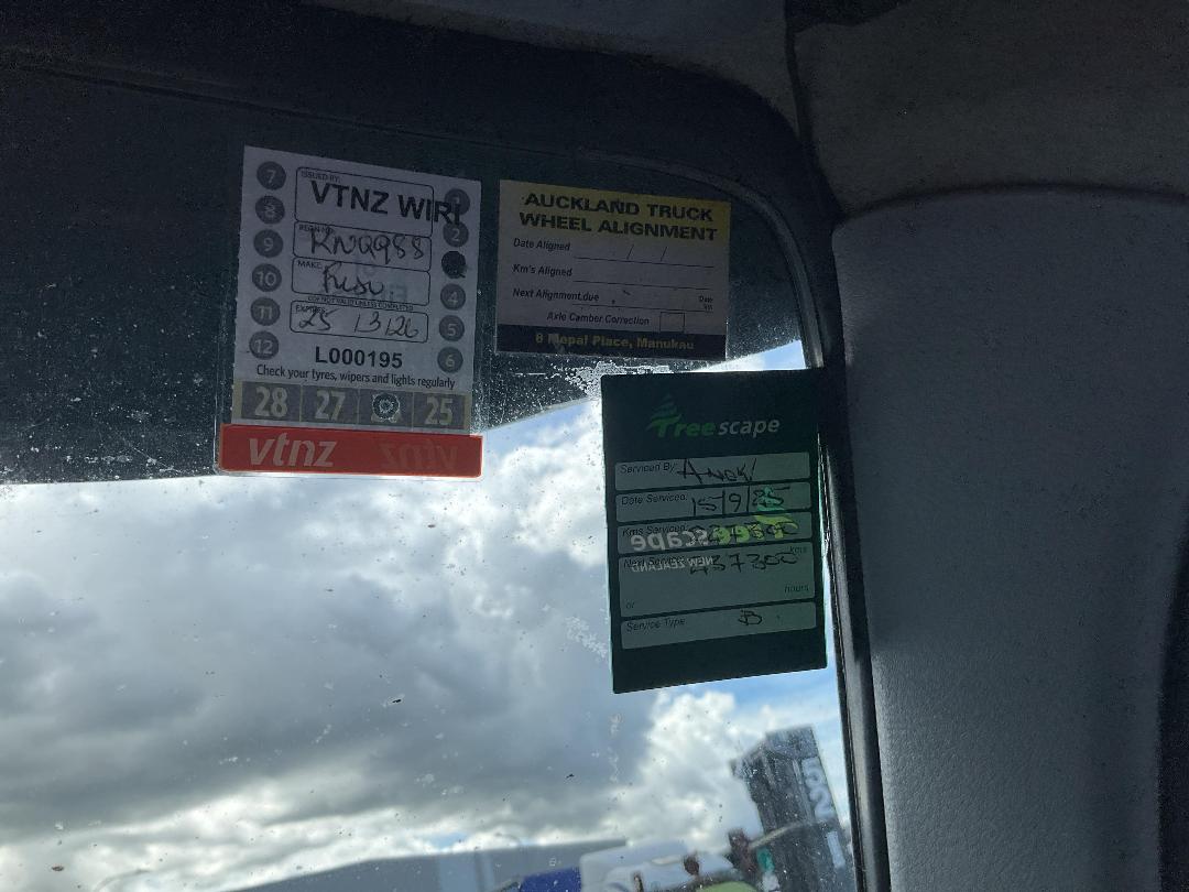 Photo '32' of Fuso Canter 616 - City FEA61BR3SFAC Flat Deck