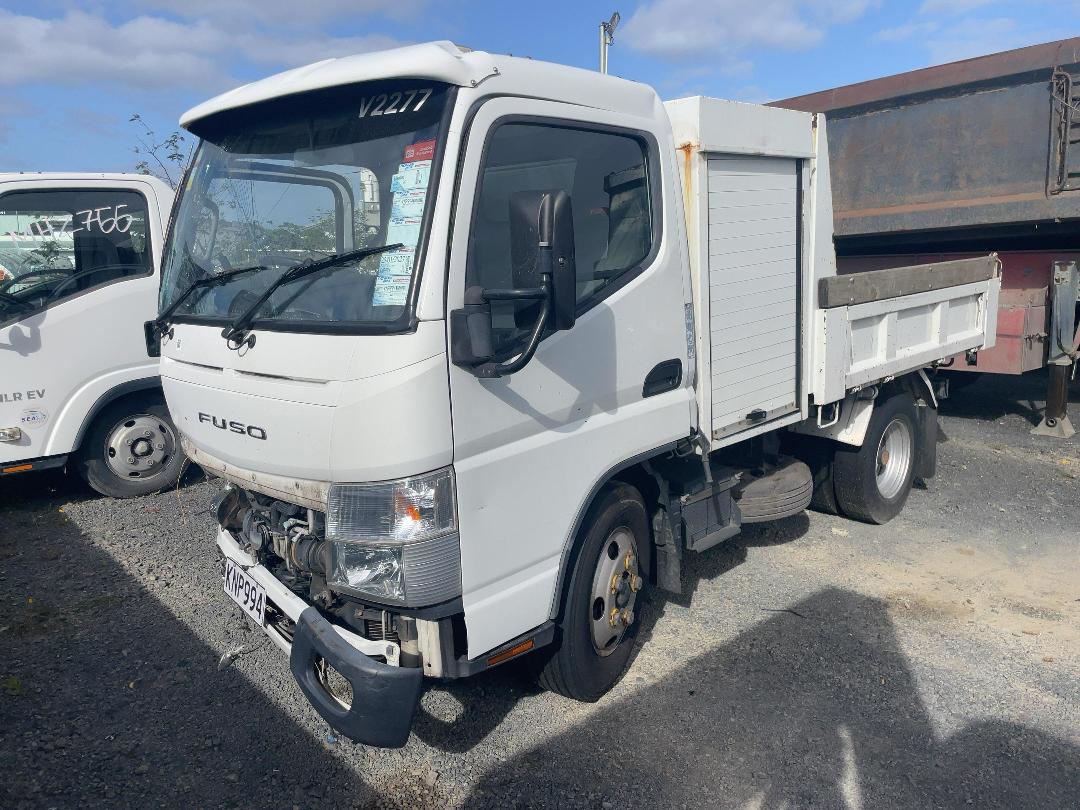 Photo '7' of Fuso Canter 616 - City FEA61BR3SFAC Tipper Photo '7' of Fuso Canter 616 - City FEA61BR3SFAC Tipper