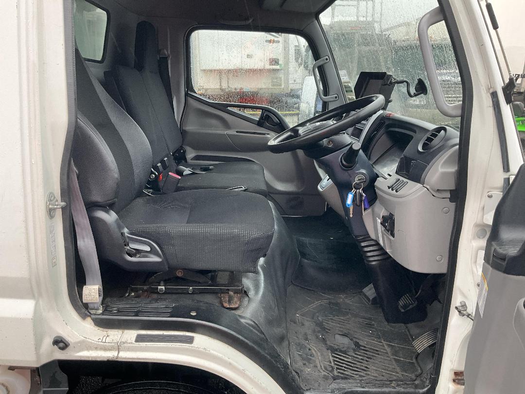 Photo '13' of Fuso CANTER 616 - HYBRID FEB74ER3SFAC (D) Box Body