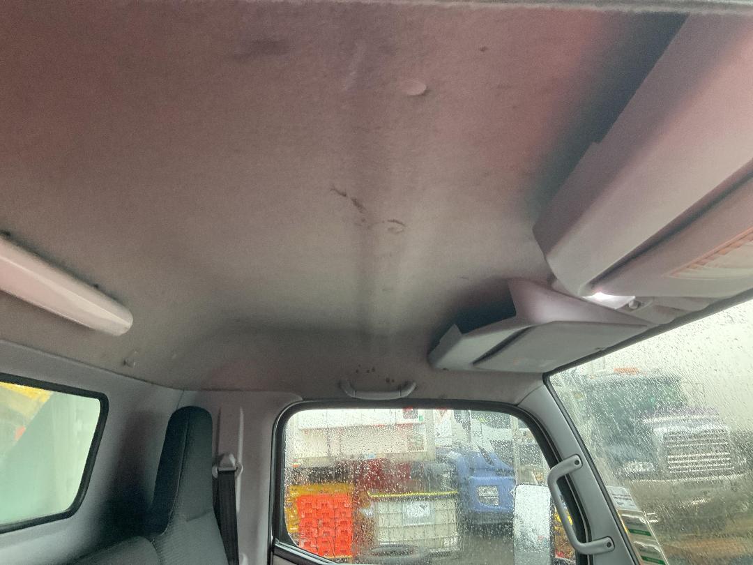 Photo '18' of Fuso CANTER 616 - HYBRID FEB74ER3SFAC (D) Box Body