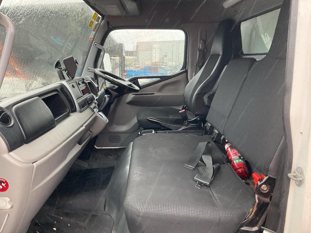 Photo '21' of Fuso CANTER 616 - HYBRID FEB74ER3SFAC (D) Box Body