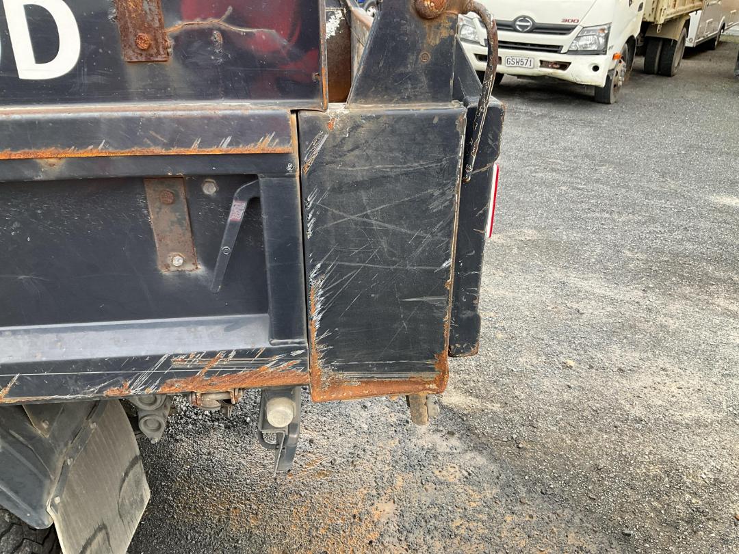 Photo '26' of Fuso Canter 616-City TIP FEA61BR4SFAC Tipper Photo '26' of Fuso Canter 616-City TIP FEA61BR4SFAC Tipper