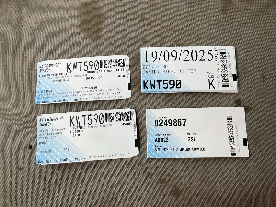 Photo '33' of Fuso Canter 616-City TIP FEA61BR4SFAC Tipper Photo '33' of Fuso Canter 616-City TIP FEA61BR4SFAC Tipper