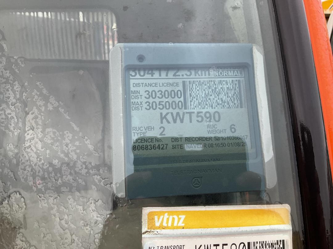 Photo '36' of Fuso Canter 616-City TIP FEA61BR4SFAC Tipper Photo '36' of Fuso Canter 616-City TIP FEA61BR4SFAC Tipper