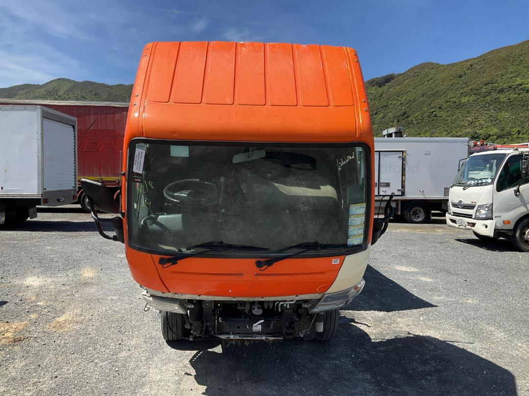 Photo '13' of Fuso Canter 616-City TIP FEA61BR4SFAC Tipper Photo '13' of Fuso Canter 616-City TIP FEA61BR4SFAC Tipper