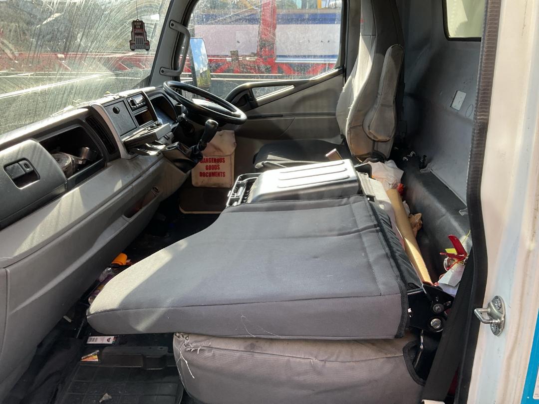 Photo '14' of Fuso CANTER 918 FECX1KR4SFAD Curtainsider Photo '14' of Fuso CANTER 918 FECX1KR4SFAD Curtainsider