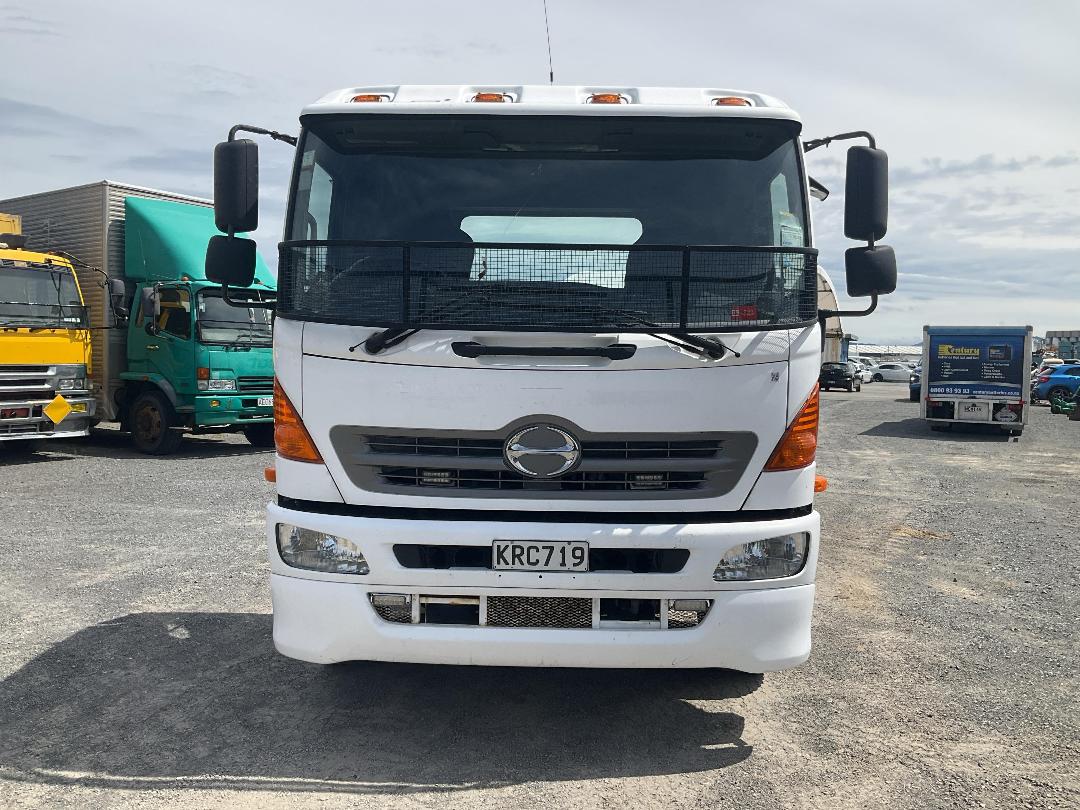 Photo '10' of Hino 500 GH8JMMG Cab Chassis