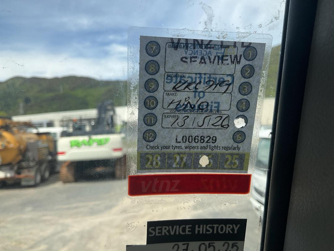 Photo '32' of Hino 500 GH8JMMG Cab Chassis