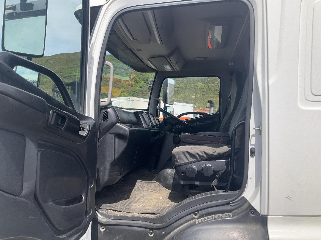 Photo '22' of Hino 500 GH8JMMG Cab Chassis