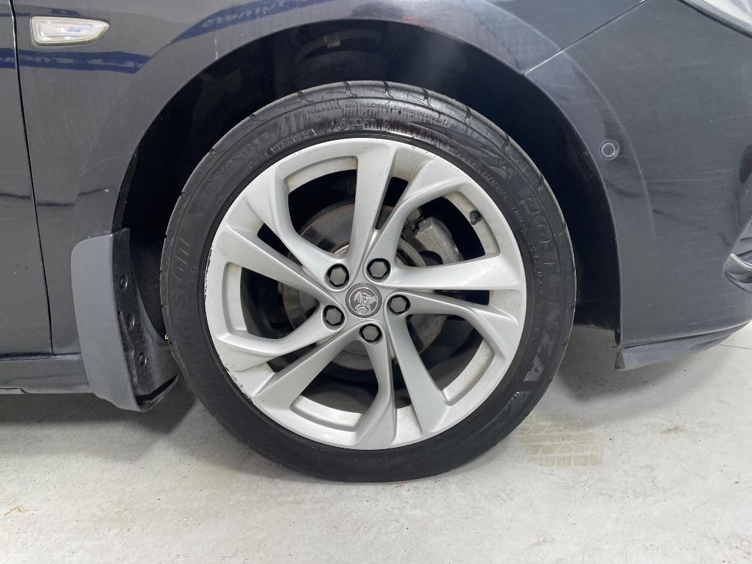 Photo '9' of Holden Astra Photo '9' of Holden Astra