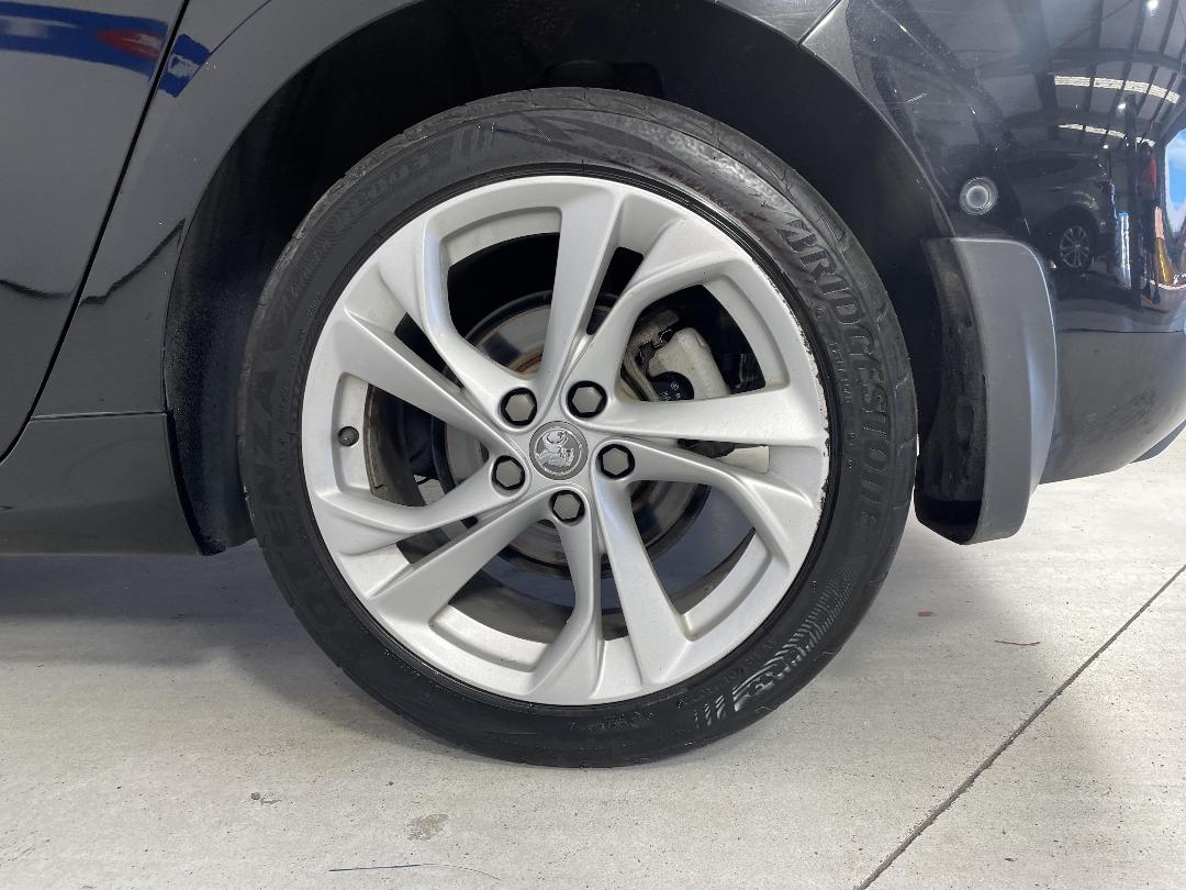 Photo '11' of Holden Astra Photo '11' of Holden Astra