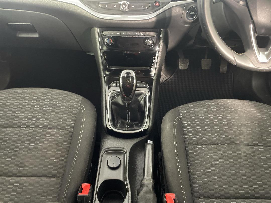 Photo '18' of Holden Astra Photo '18' of Holden Astra