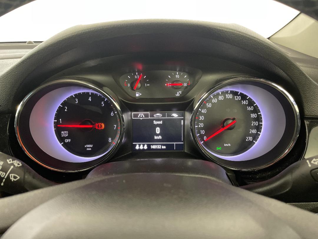 Photo '21' of Holden Astra Photo '21' of Holden Astra