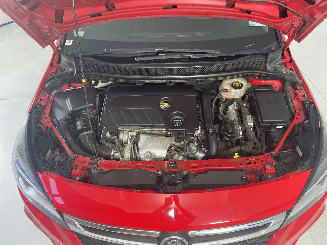 Photo '13' of Holden Astra