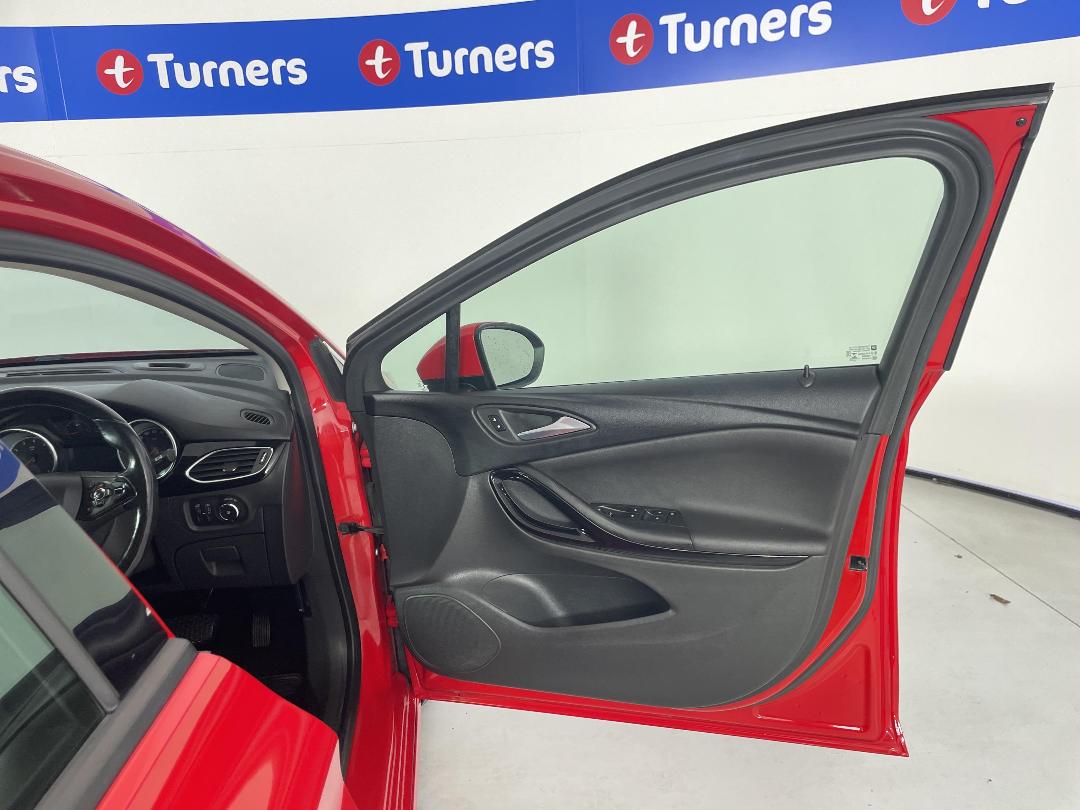 Photo '15' of Holden Astra