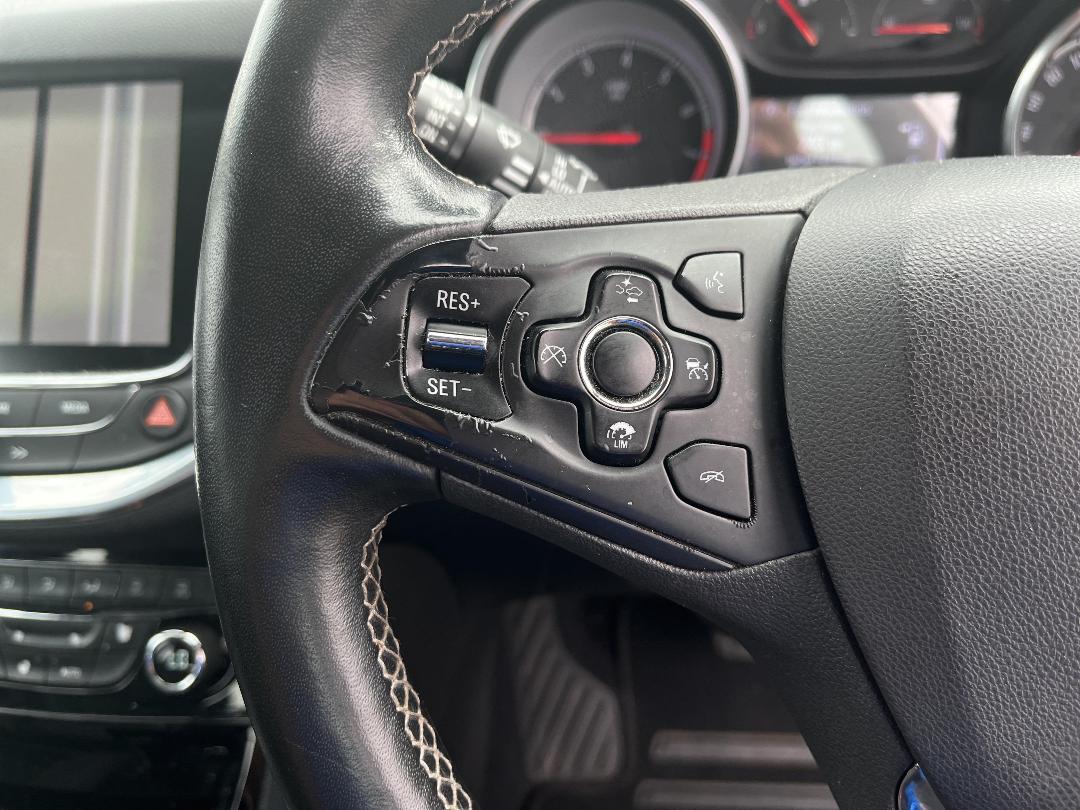 Photo '24' of Holden Astra RS-V