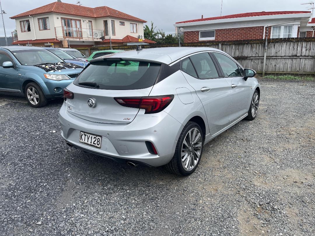 Photo '6' of Holden Astra RS-V
